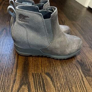 Women’s Sorel Evie Waterproof bootie size 8.5